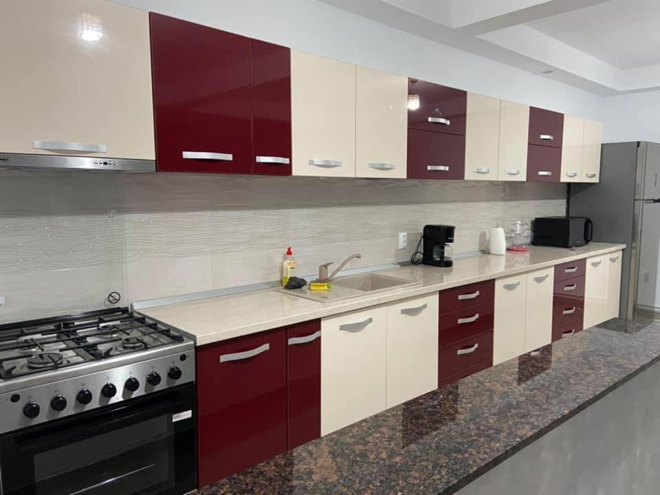 Pensiunea Casa Deny โนวาชิ-สเตรยนี ภายนอก รูปภาพ